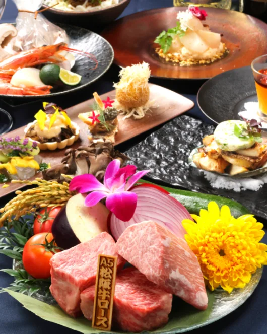 《颯~hayate~》松阪牛ロース・フィレの食べ比べ、フォアグラ、蝦夷鮑、松茸など全8品
